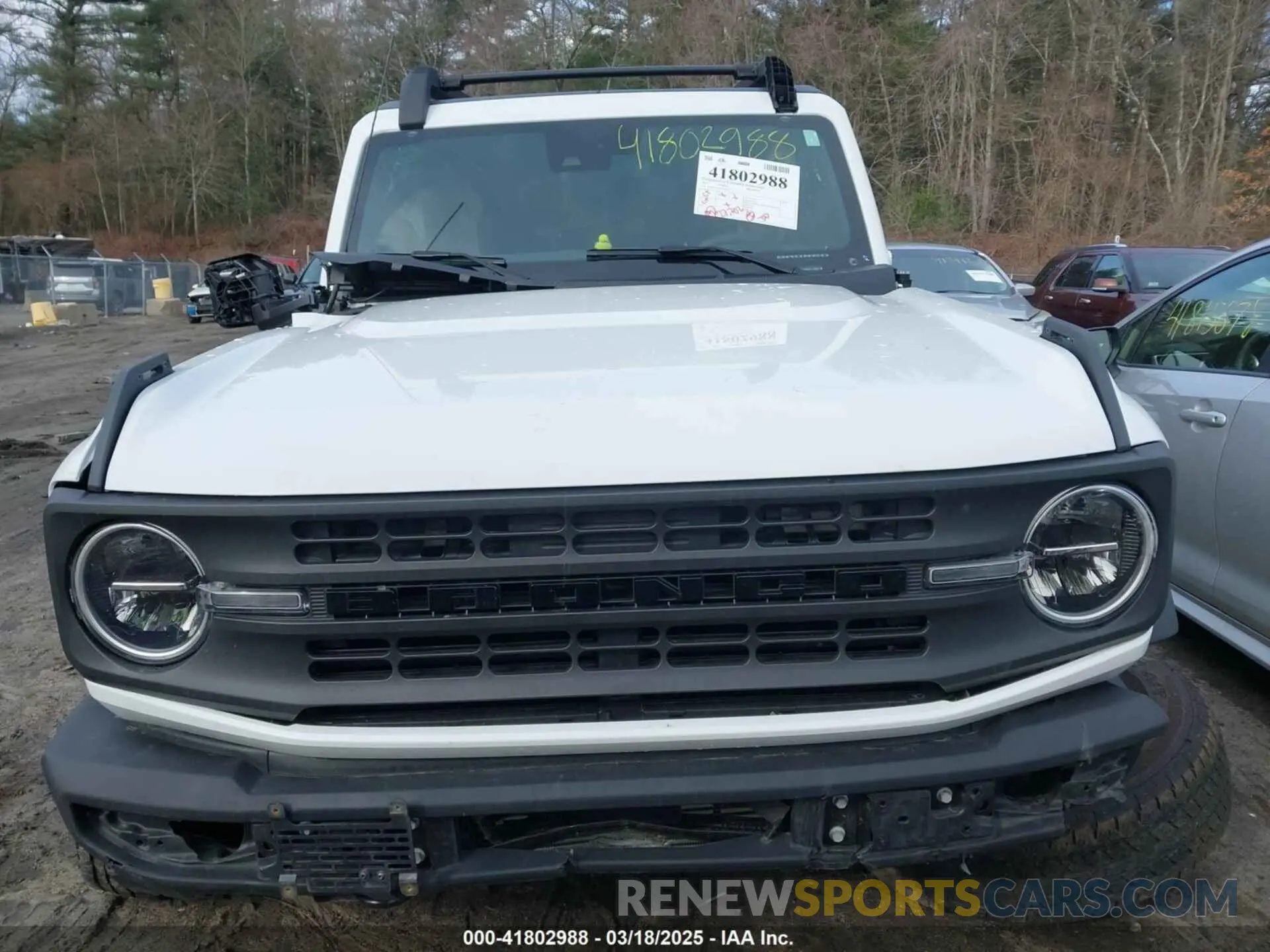 11 Photograph of a damaged car 1FMDE5AH2NLB64677 FORD BRONCO 2022