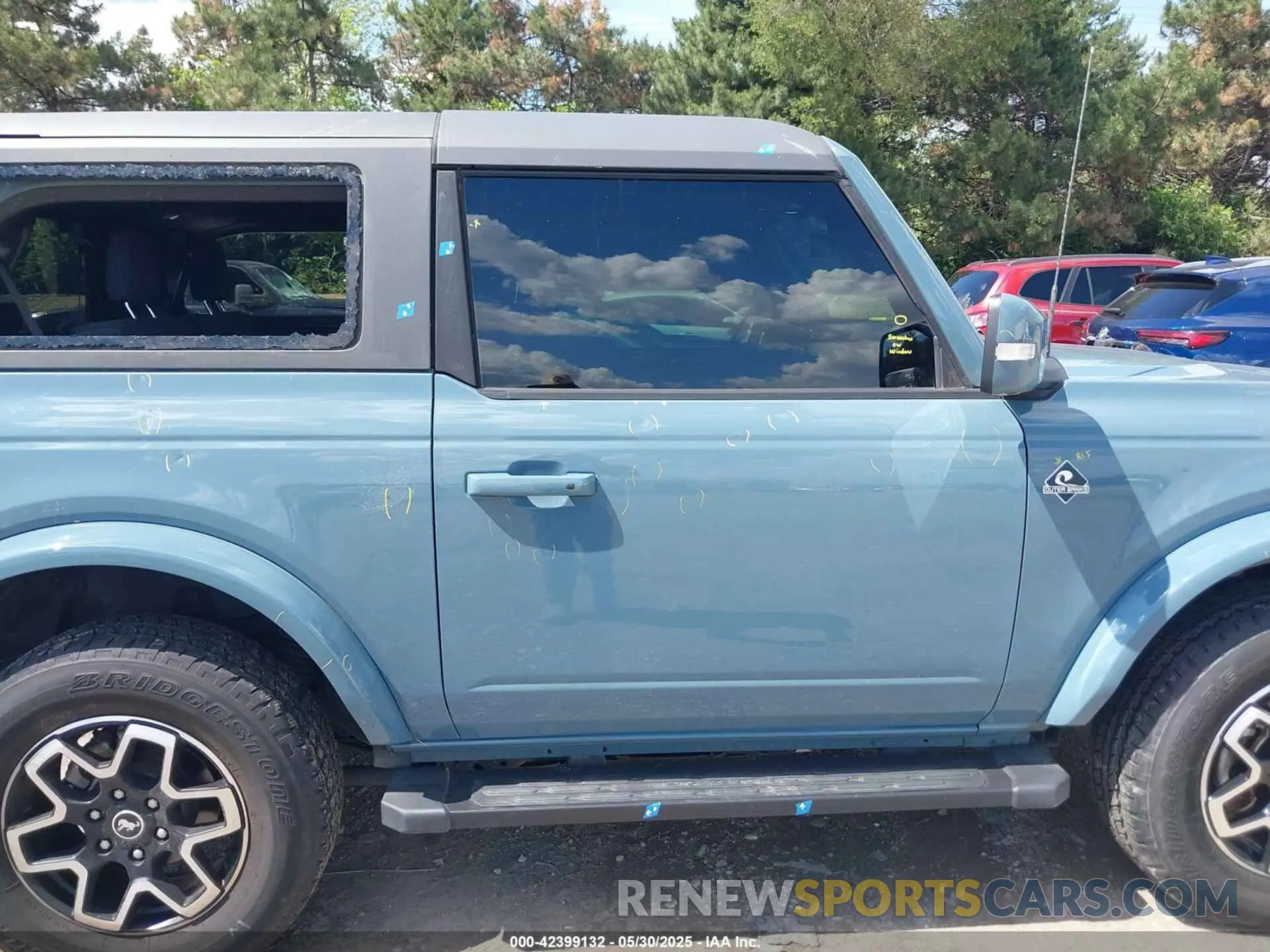 13 Photograph of a damaged car 1FMDE5AH3NLA89231 FORD BRONCO 2022