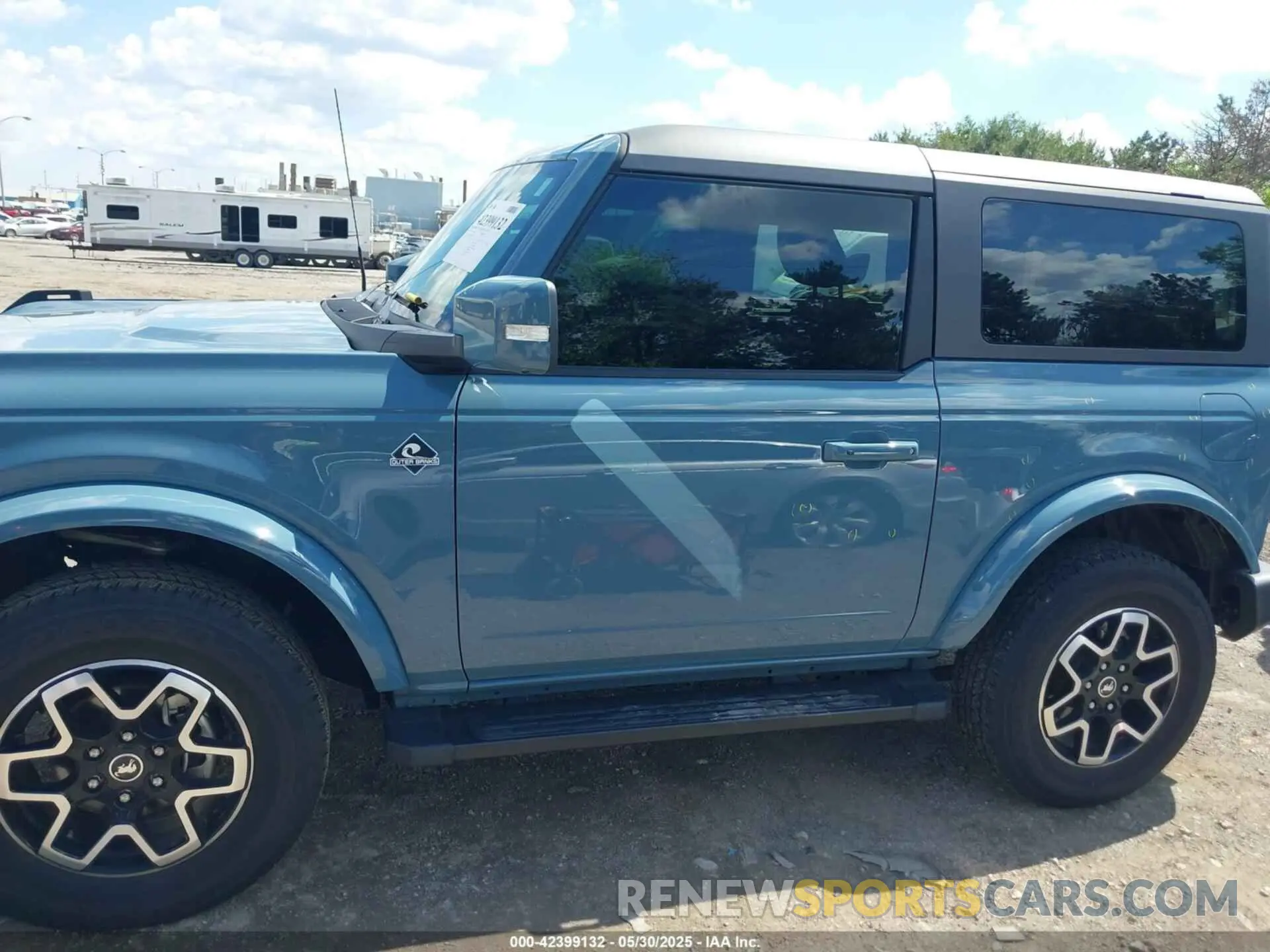 14 Photograph of a damaged car 1FMDE5AH3NLA89231 FORD BRONCO 2022