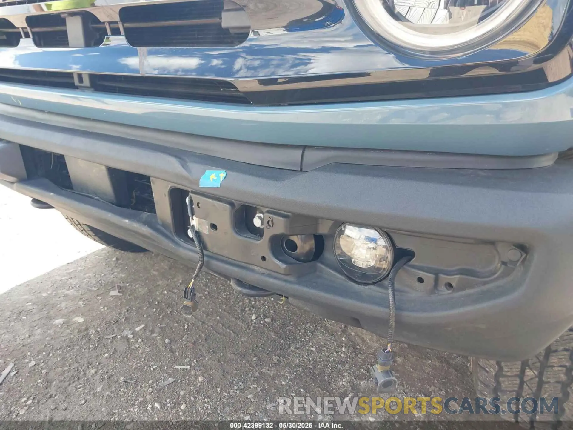 17 Photograph of a damaged car 1FMDE5AH3NLA89231 FORD BRONCO 2022