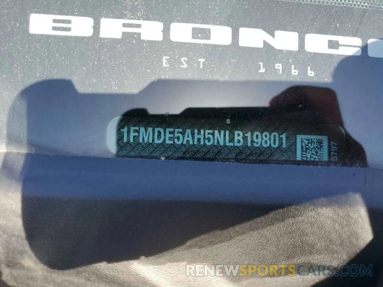 13 Photograph of a damaged car 1FMDE5AH5NLB19801 FORD BRONCO 2022