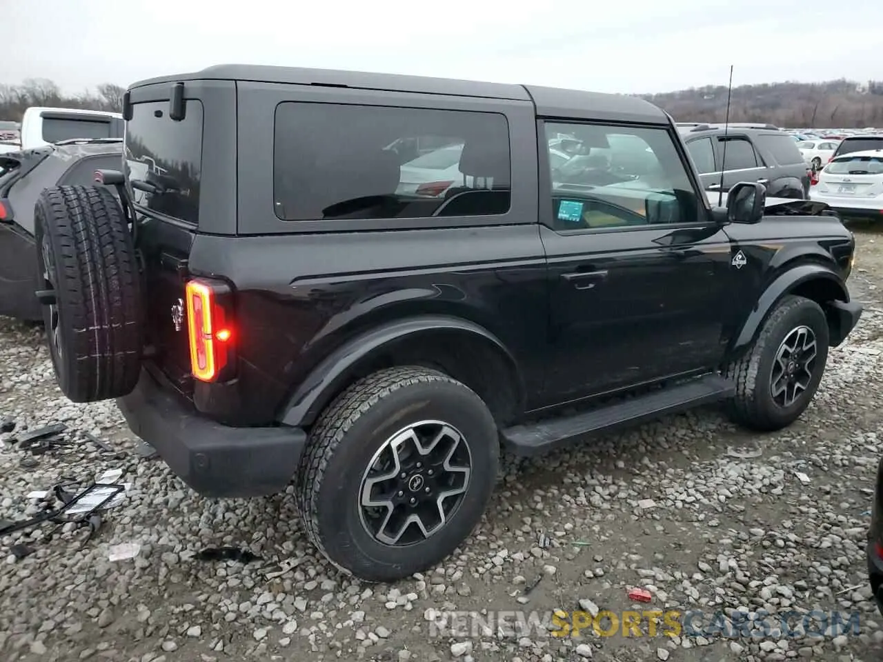 3 Photograph of a damaged car 1FMDE5AH9NLB65437 FORD BRONCO 2022
