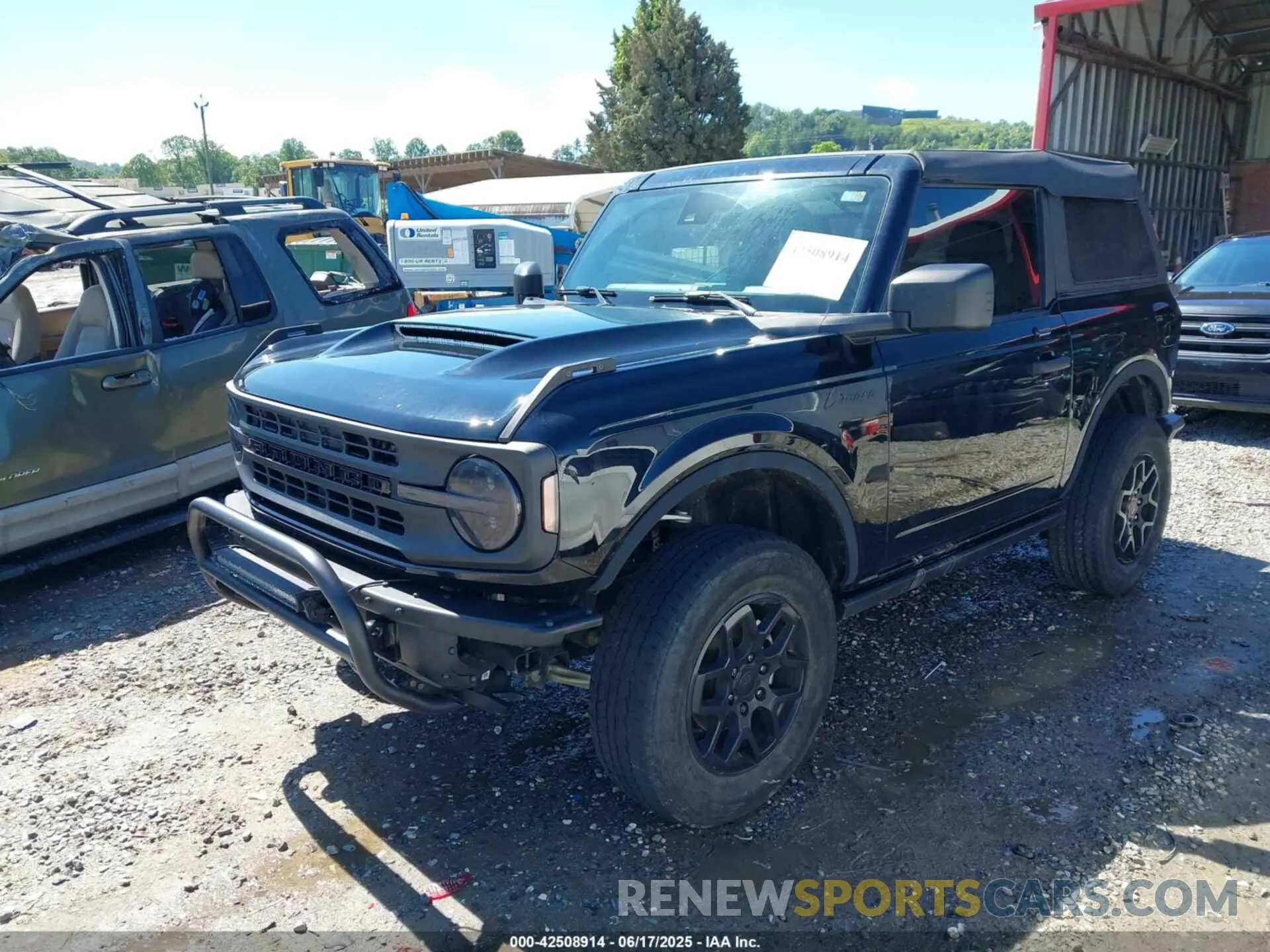2 Photograph of a damaged car 1FMDE5AP1NLB45867 FORD BRONCO 2022