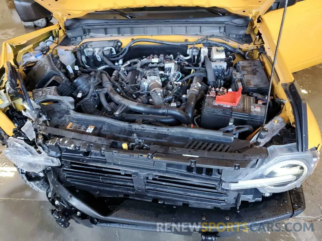 12 Photograph of a damaged car 1FMDE5AP9NLB78227 FORD BRONCO 2022