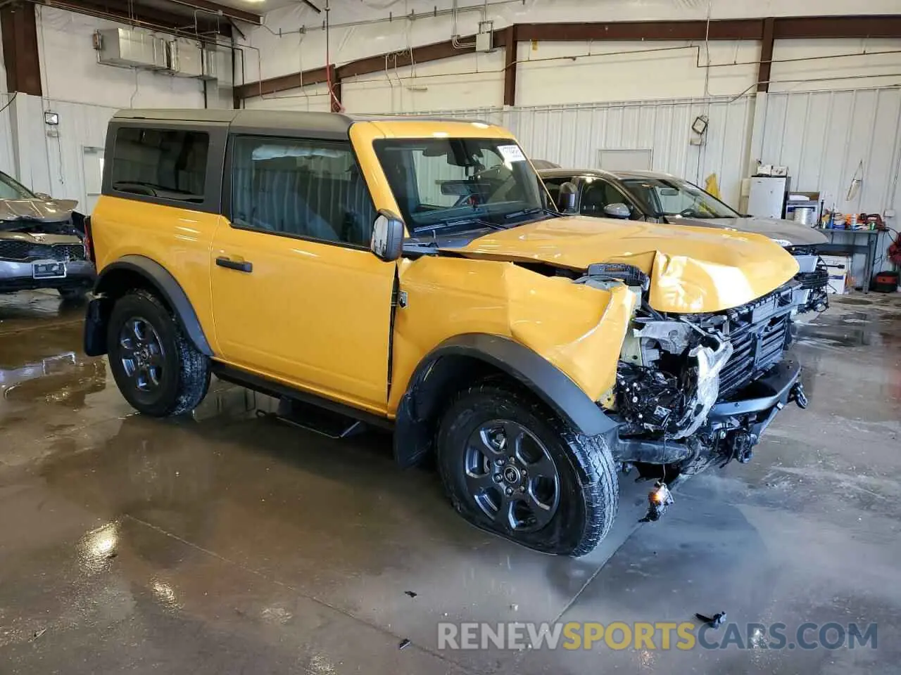 4 Photograph of a damaged car 1FMDE5AP9NLB78227 FORD BRONCO 2022