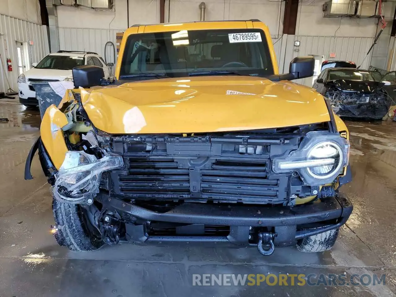 5 Photograph of a damaged car 1FMDE5AP9NLB78227 FORD BRONCO 2022
