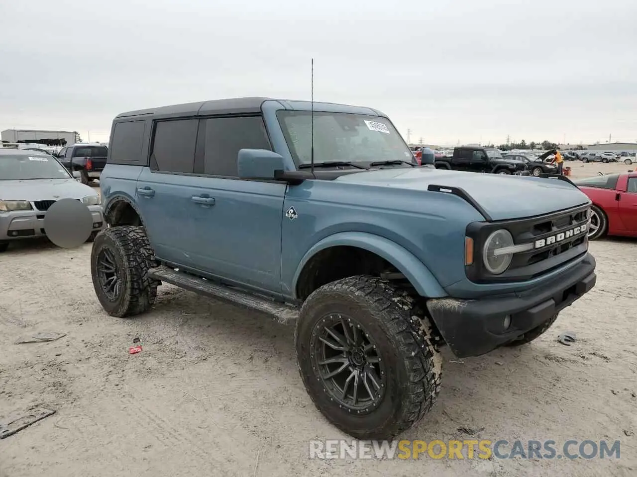 4 Photograph of a damaged car 1FMDE5BH1NLB59971 FORD BRONCO 2022
