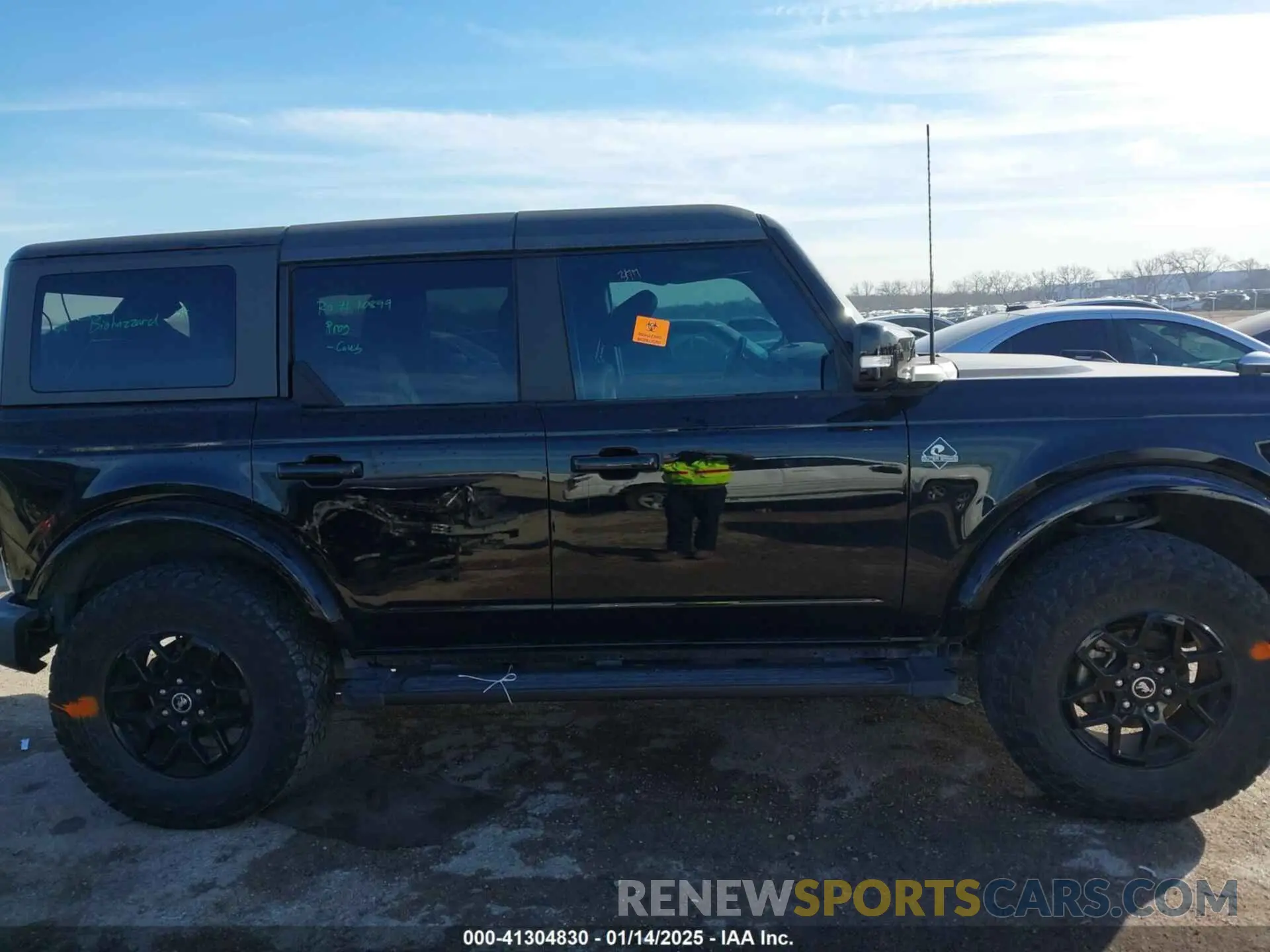 13 Photograph of a damaged car 1FMDE5BH2NLB12044 FORD BRONCO 2022