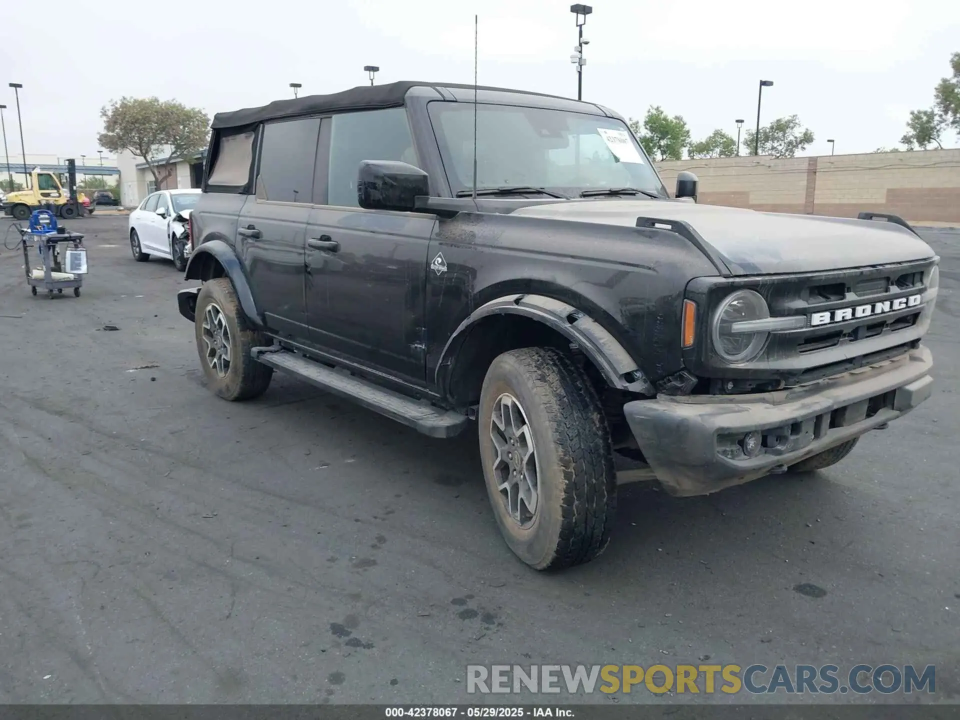 1 Photograph of a damaged car 1FMDE5BH2NLB22556 FORD BRONCO 2022