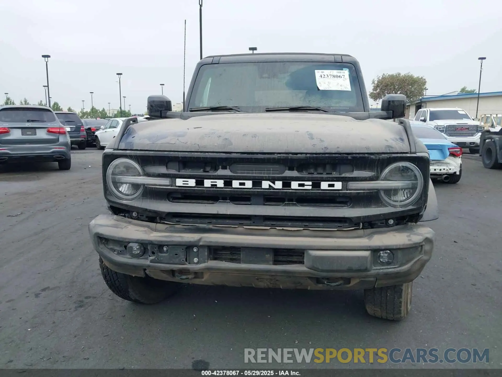 6 Photograph of a damaged car 1FMDE5BH2NLB22556 FORD BRONCO 2022