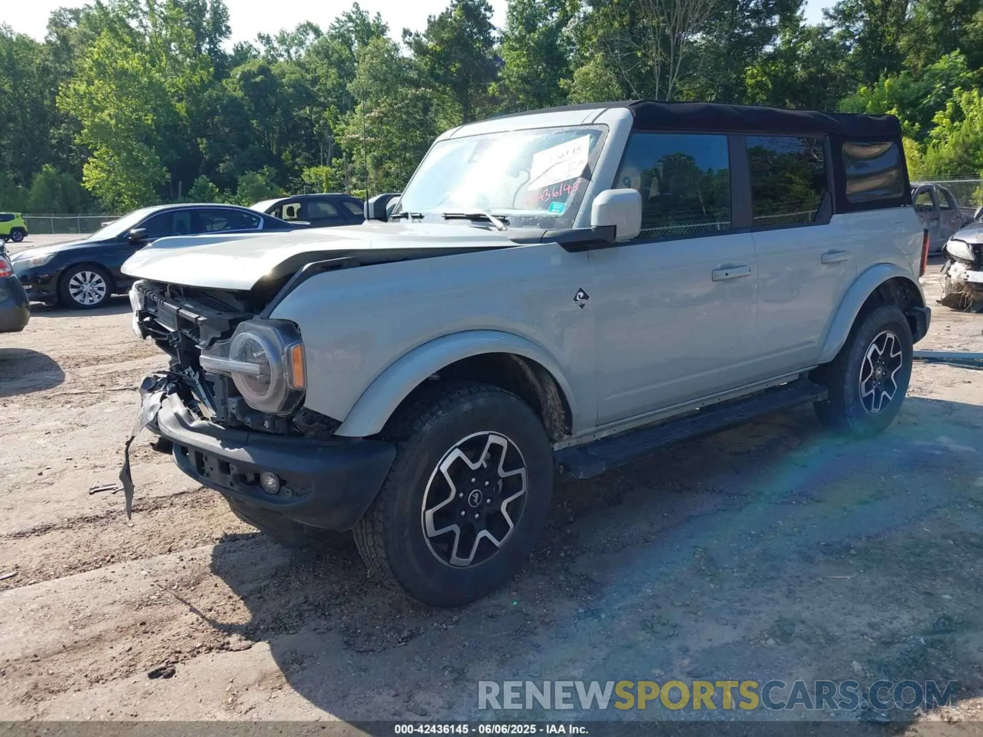 2 Photograph of a damaged car 1FMDE5BH2NLB27076 FORD BRONCO 2022