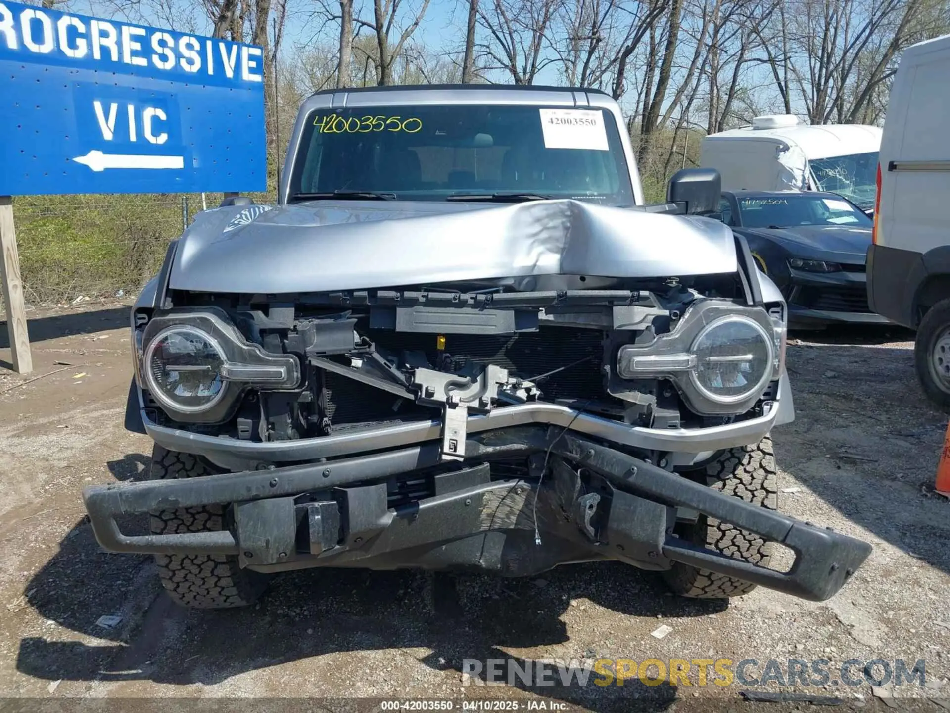 13 Photograph of a damaged car 1FMDE5BH3NLA79314 FORD BRONCO 2022
