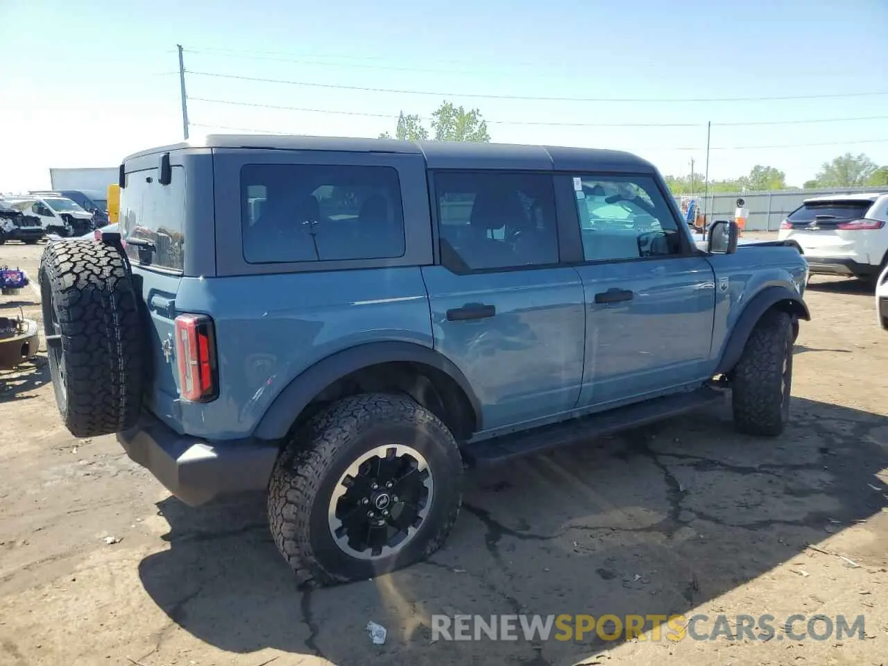 3 Photograph of a damaged car 1FMDE5BH3NLA92077 FORD BRONCO 2022