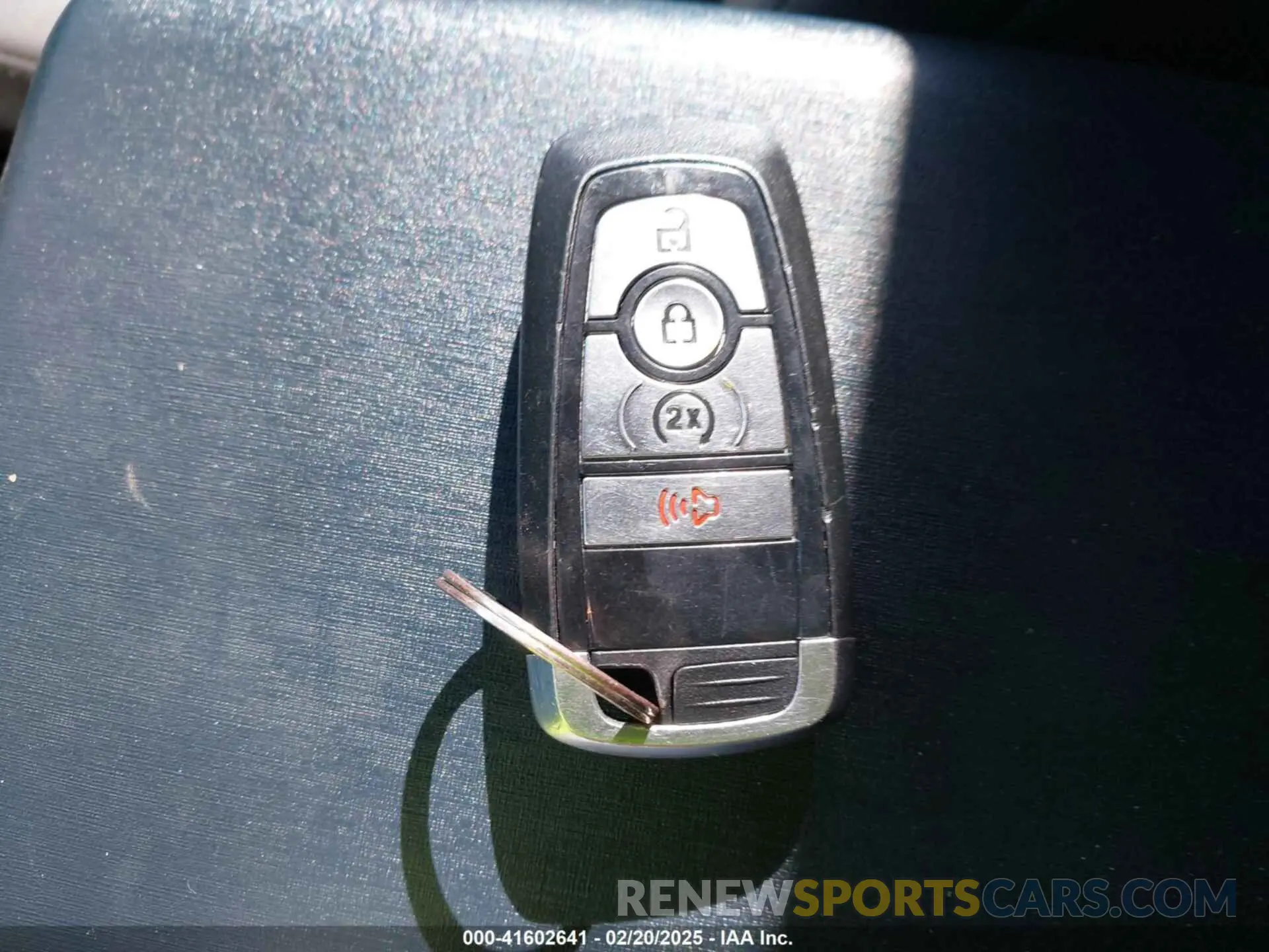11 Photograph of a damaged car 1FMDE5BH4NLA99085 FORD BRONCO 2022