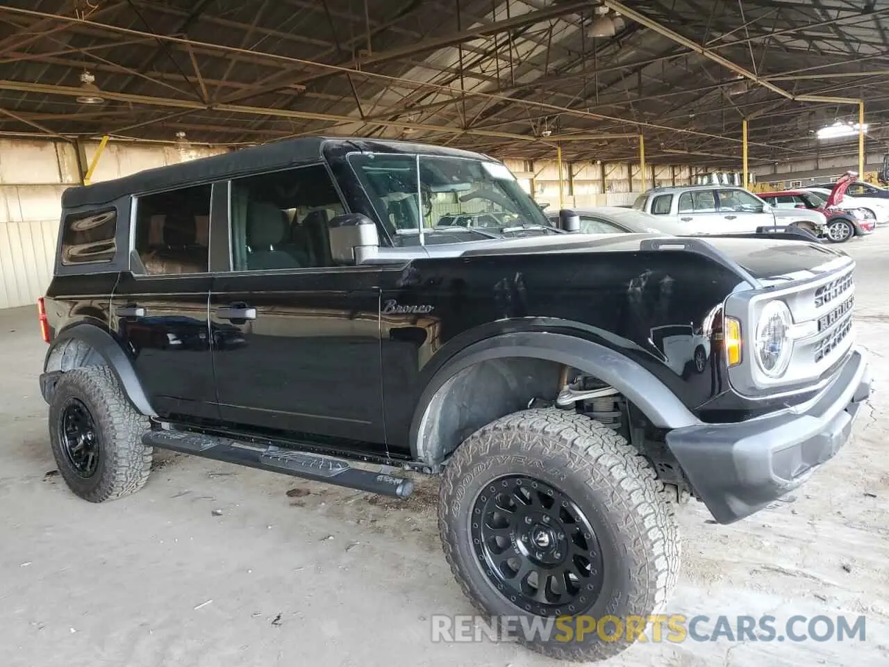 4 Photograph of a damaged car 1FMDE5BH4NLB88798 FORD BRONCO 2022