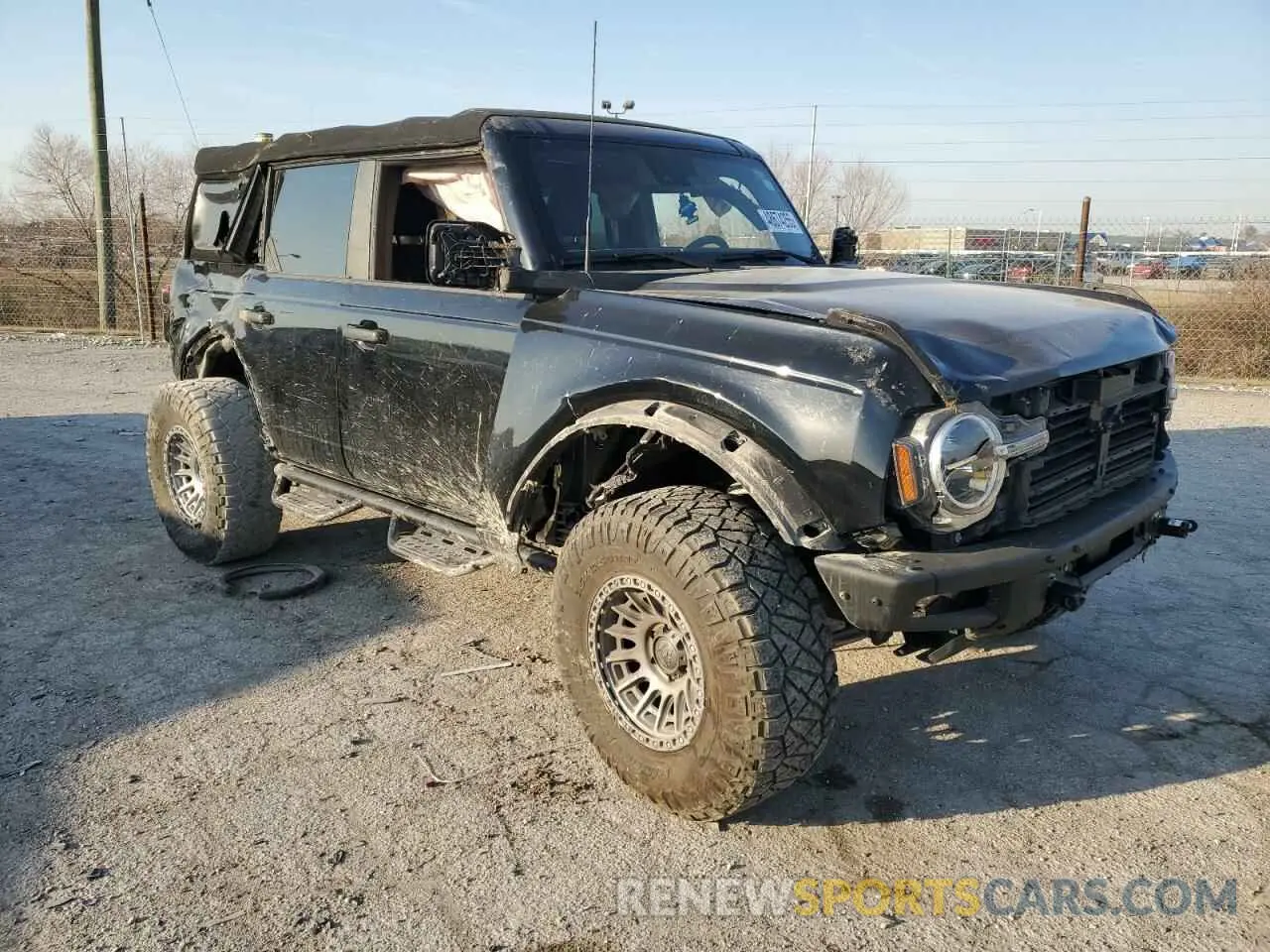 4 Photograph of a damaged car 1FMDE5BH5NLA74082 FORD BRONCO 2022