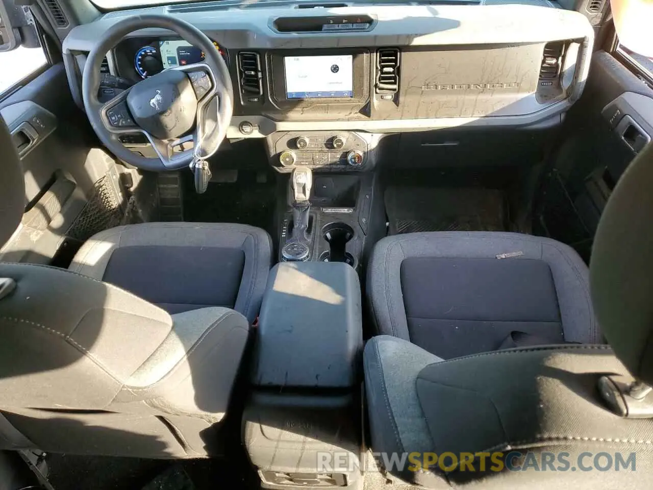8 Photograph of a damaged car 1FMDE5BH5NLA74082 FORD BRONCO 2022