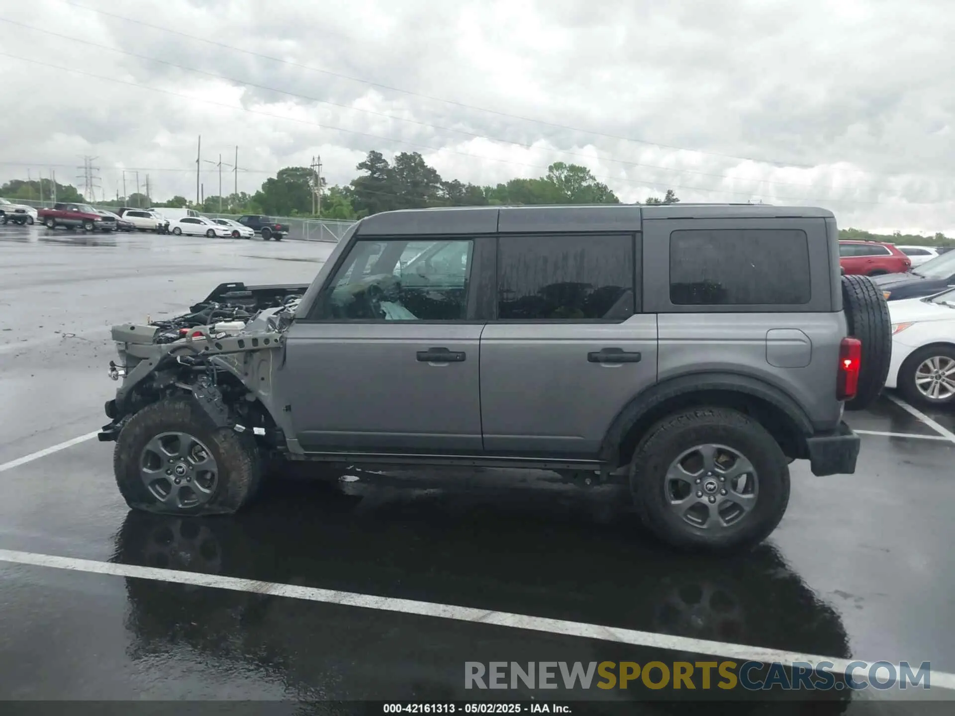 15 Photograph of a damaged car 1FMDE5BH5NLB12538 FORD BRONCO 2022