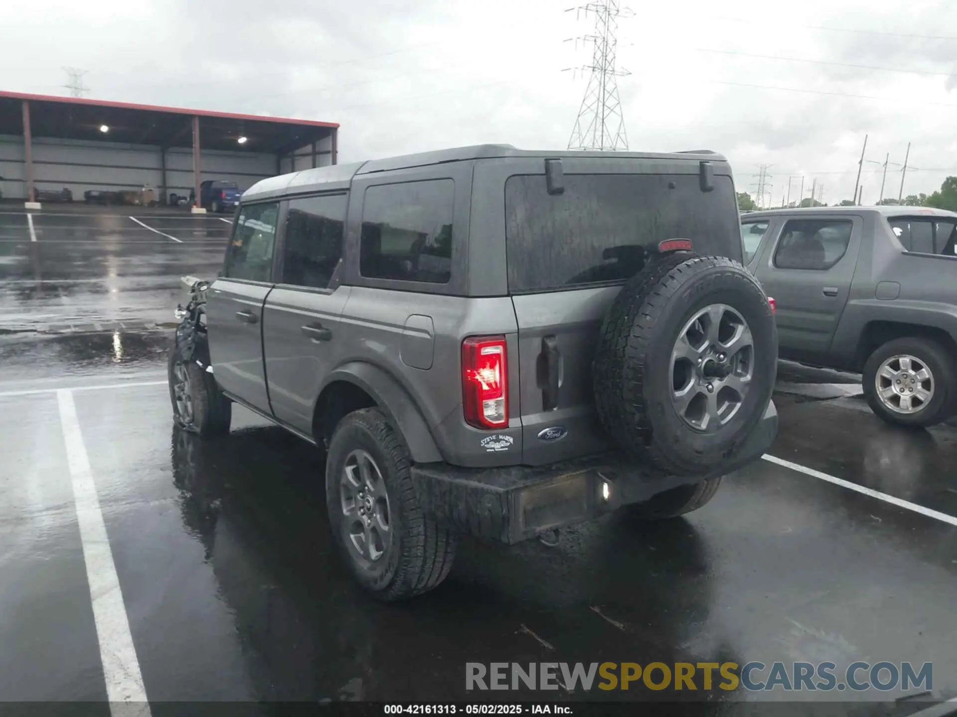 3 Photograph of a damaged car 1FMDE5BH5NLB12538 FORD BRONCO 2022