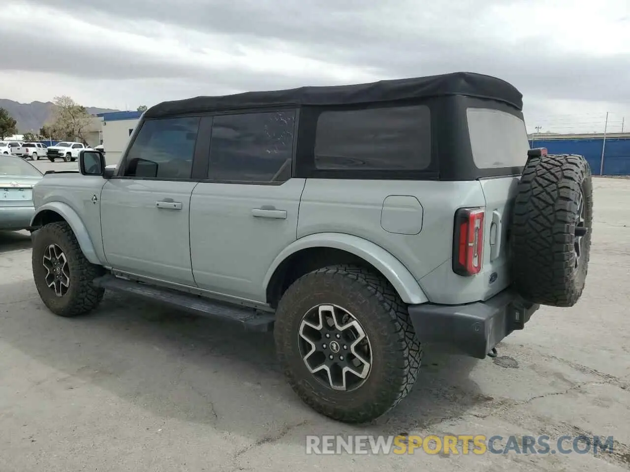 2 Photograph of a damaged car 1FMDE5BH6NLB10927 FORD BRONCO 2022