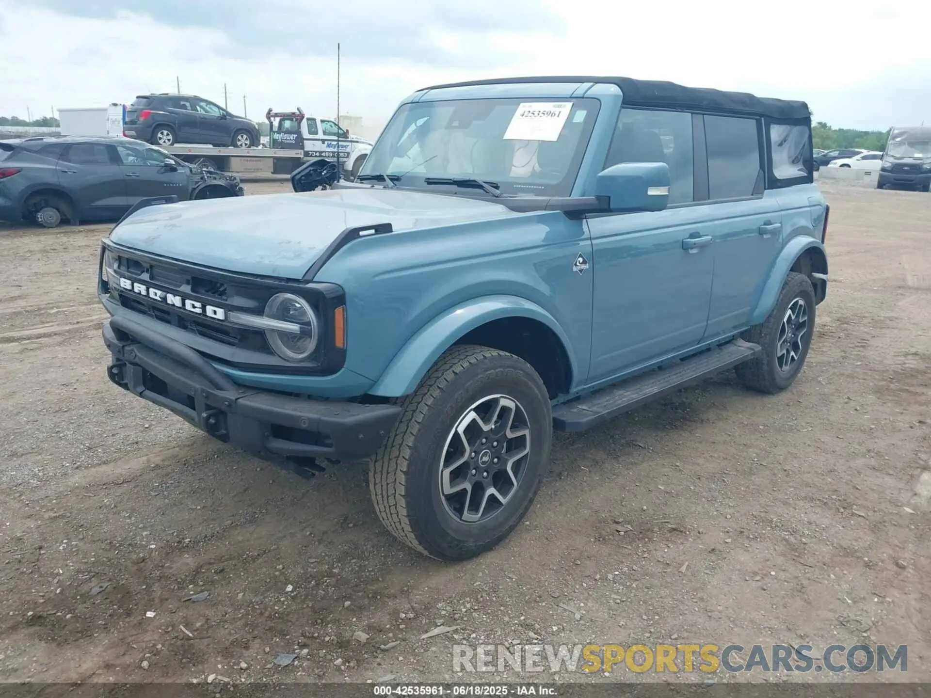 2 Photograph of a damaged car 1FMDE5BH6NLB76667 FORD BRONCO 2022