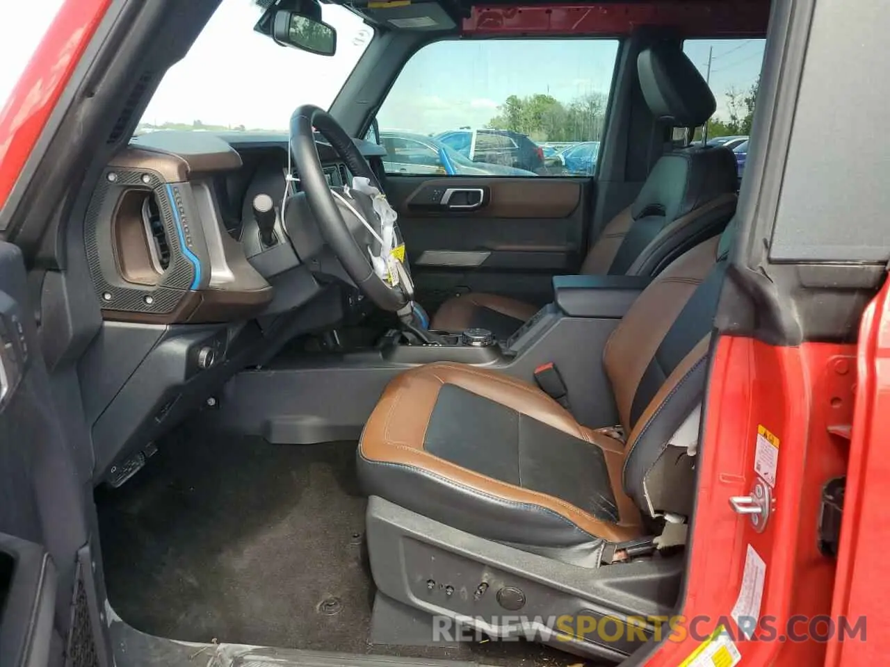 7 Photograph of a damaged car 1FMDE5BH7NLA89196 FORD BRONCO 2022