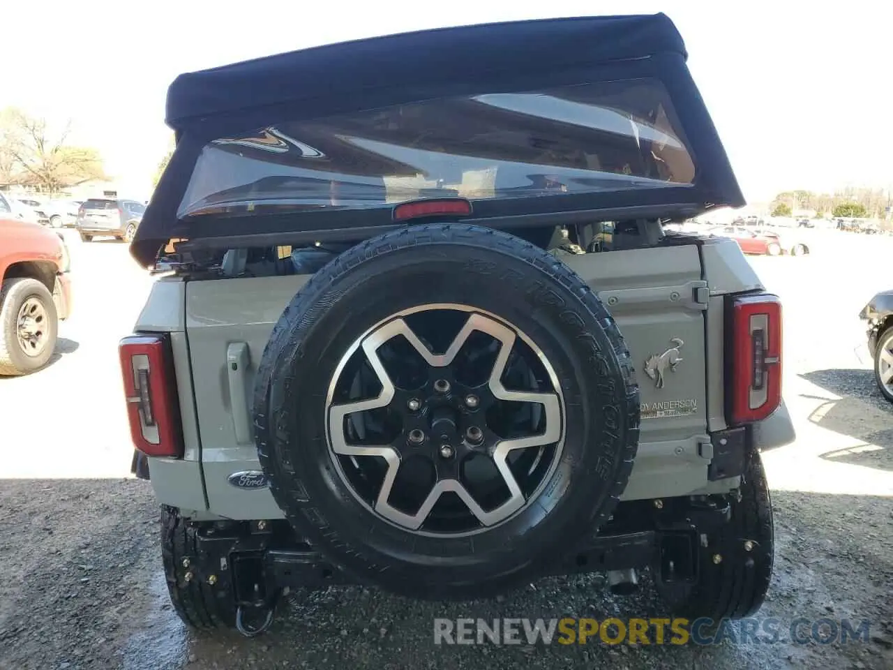 6 Photograph of a damaged car 1FMDE5BH8NLB16602 FORD BRONCO 2022