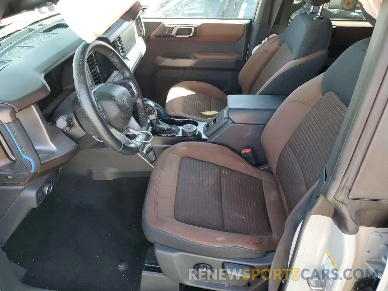7 Photograph of a damaged car 1FMDE5BH8NLB16602 FORD BRONCO 2022