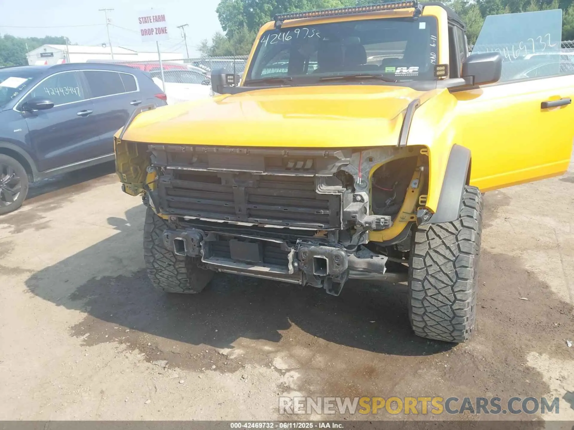 6 Photograph of a damaged car 1FMDE5BH8NLB86567 FORD BRONCO 2022