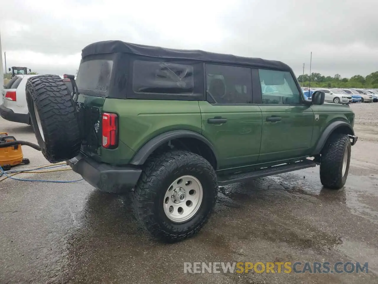 3 Photograph of a damaged car 1FMDE5BH9NLB12610 FORD BRONCO 2022