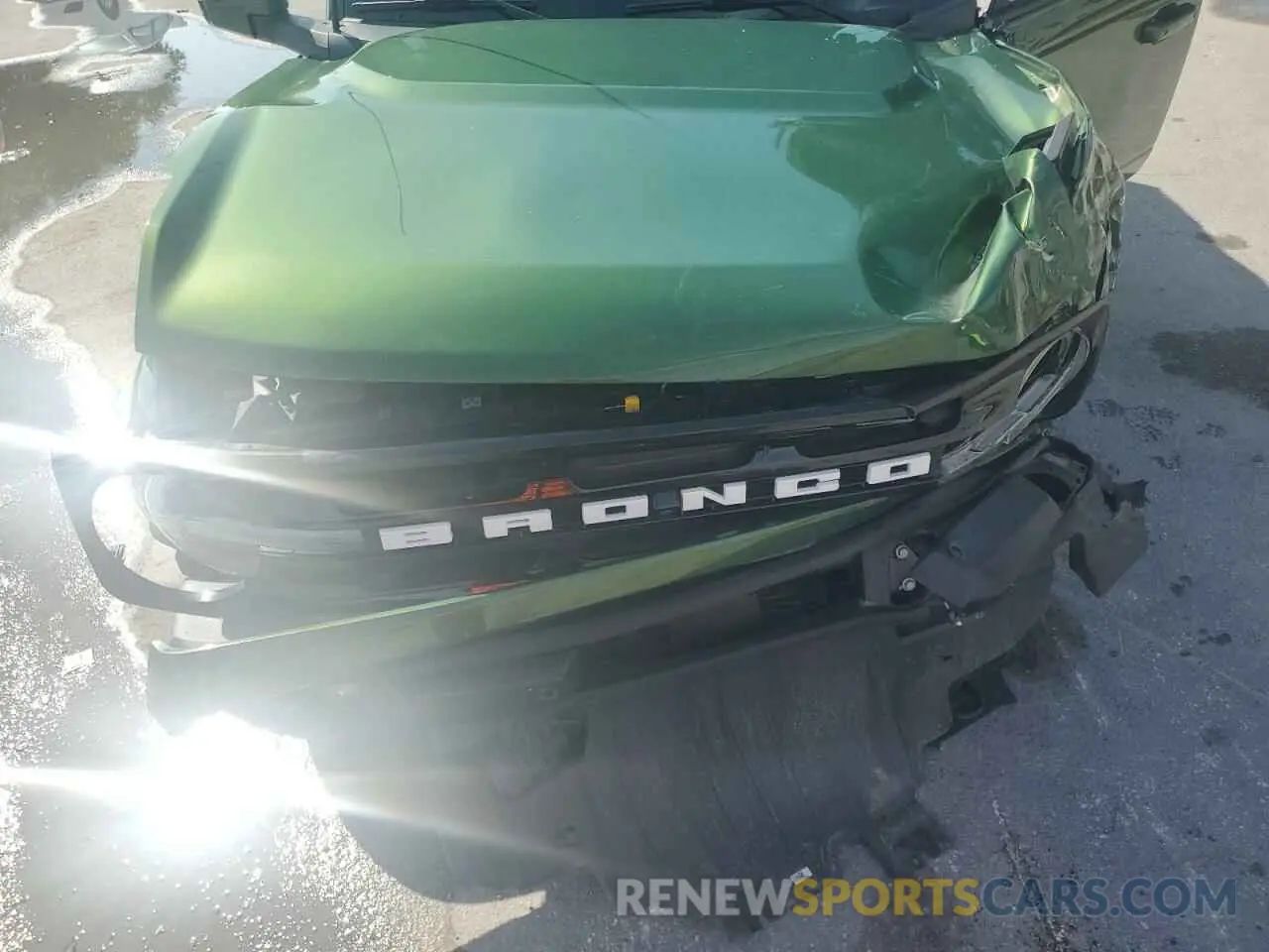 12 Photograph of a damaged car 1FMDE5BHXNLA88611 FORD BRONCO 2022