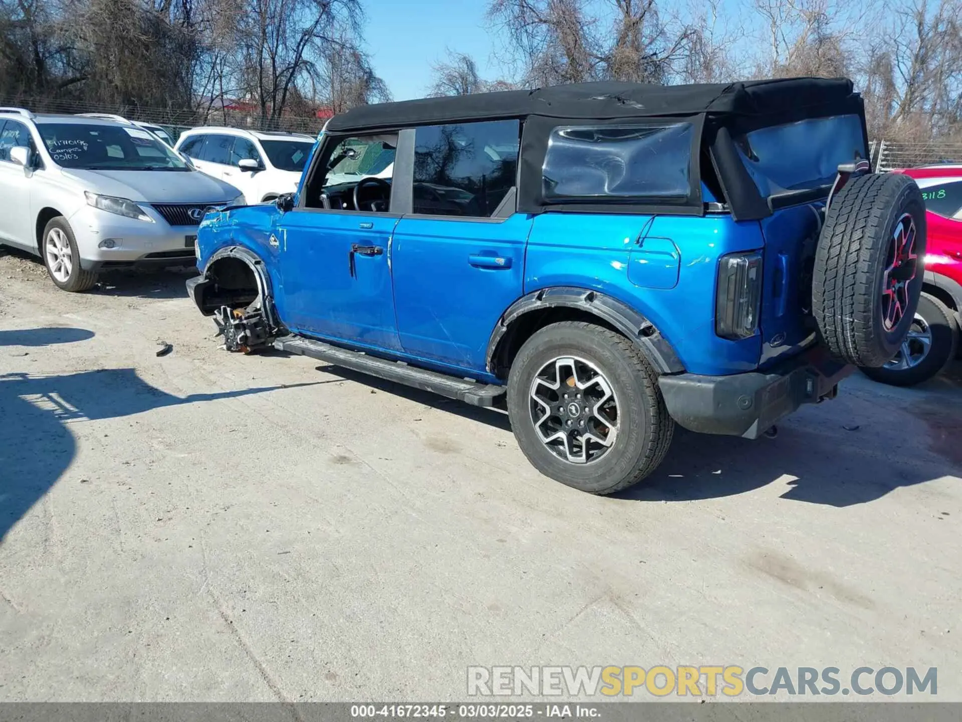 3 Photograph of a damaged car 1FMDE5BHXNLB00725 FORD BRONCO 2022