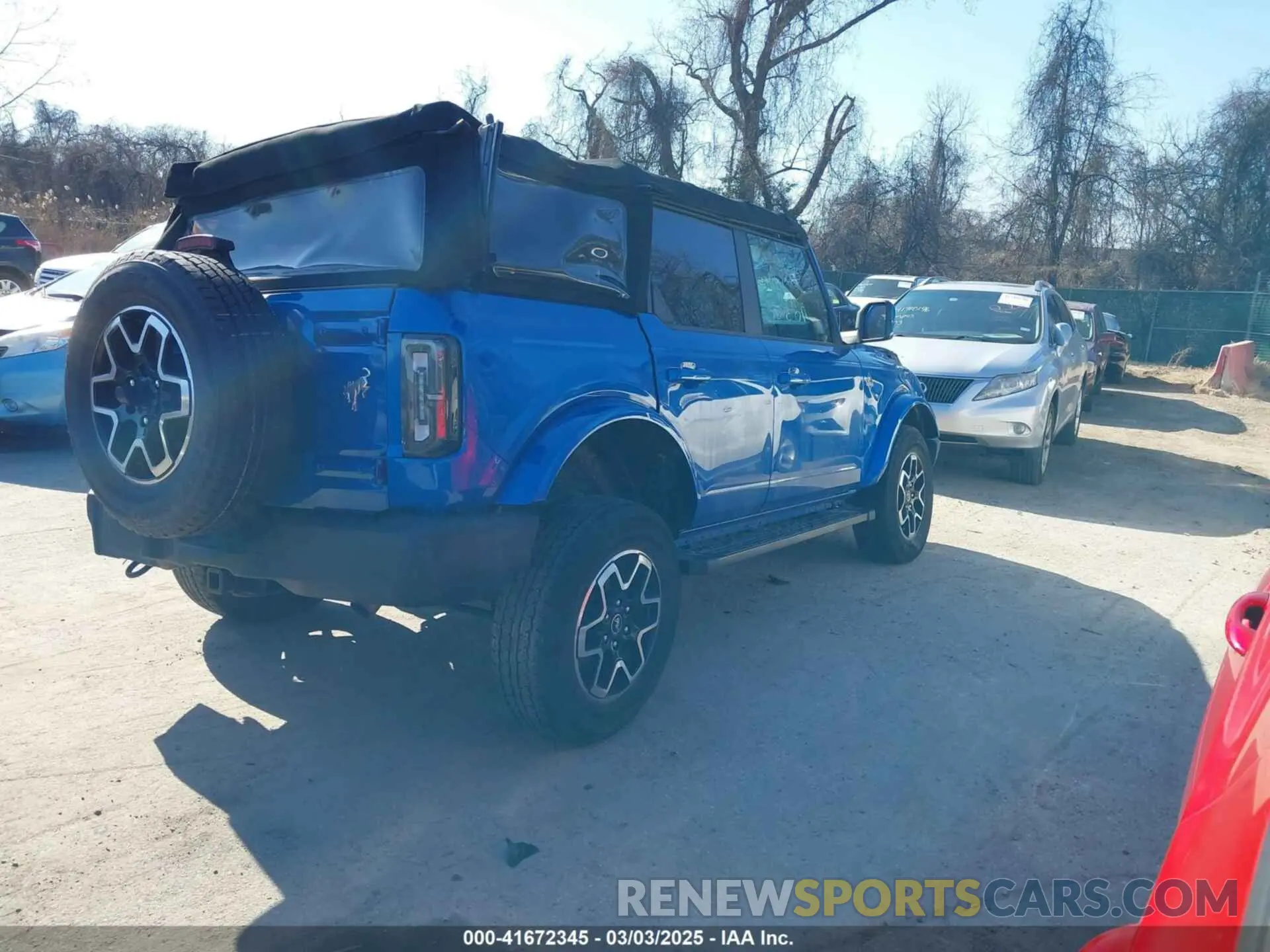 4 Photograph of a damaged car 1FMDE5BHXNLB00725 FORD BRONCO 2022