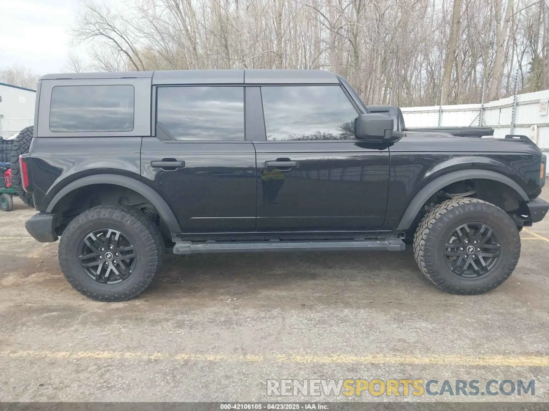 13 Photograph of a damaged car 1FMDE5BHXNLB17265 FORD BRONCO 2022