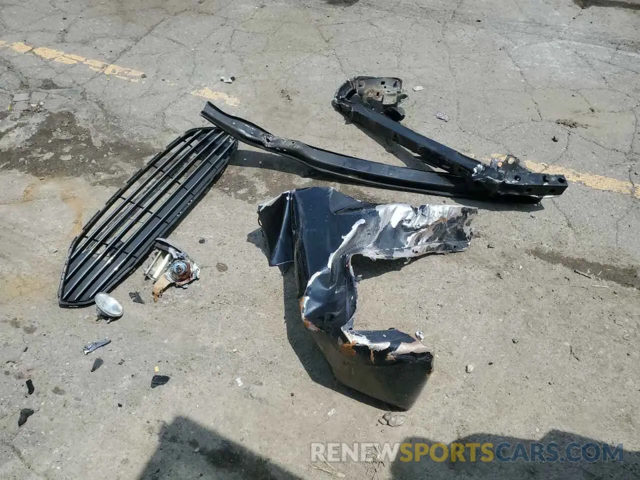 13 Photograph of a damaged car 1FMDE5CH4NLB83499 FORD BRONCO 2022