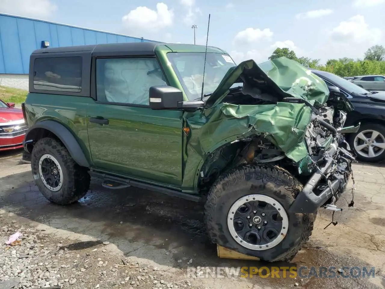 4 Photograph of a damaged car 1FMDE5CH4NLB83499 FORD BRONCO 2022