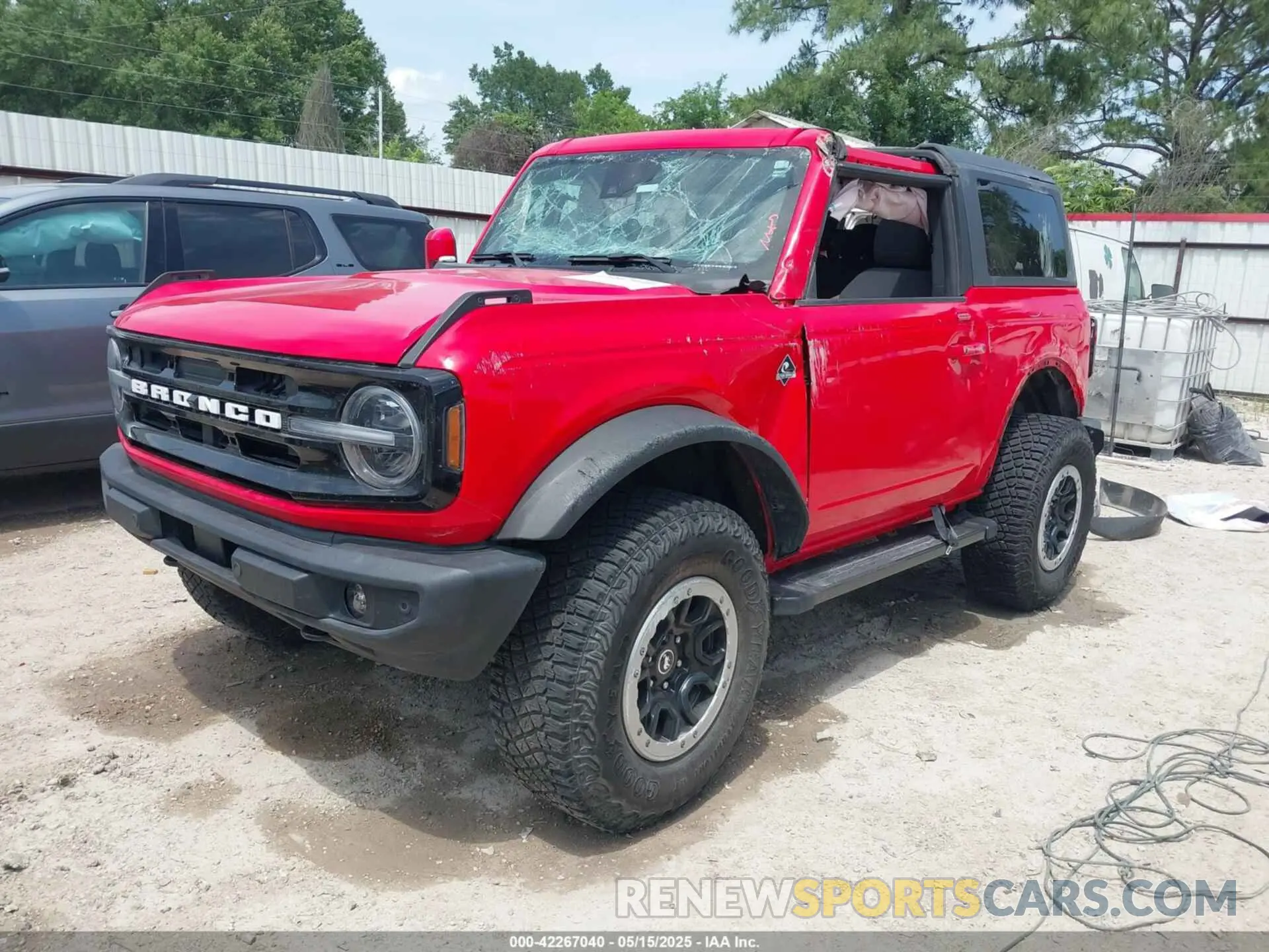 2 Photograph of a damaged car 1FMDE5CP1NLB84231 FORD BRONCO 2022