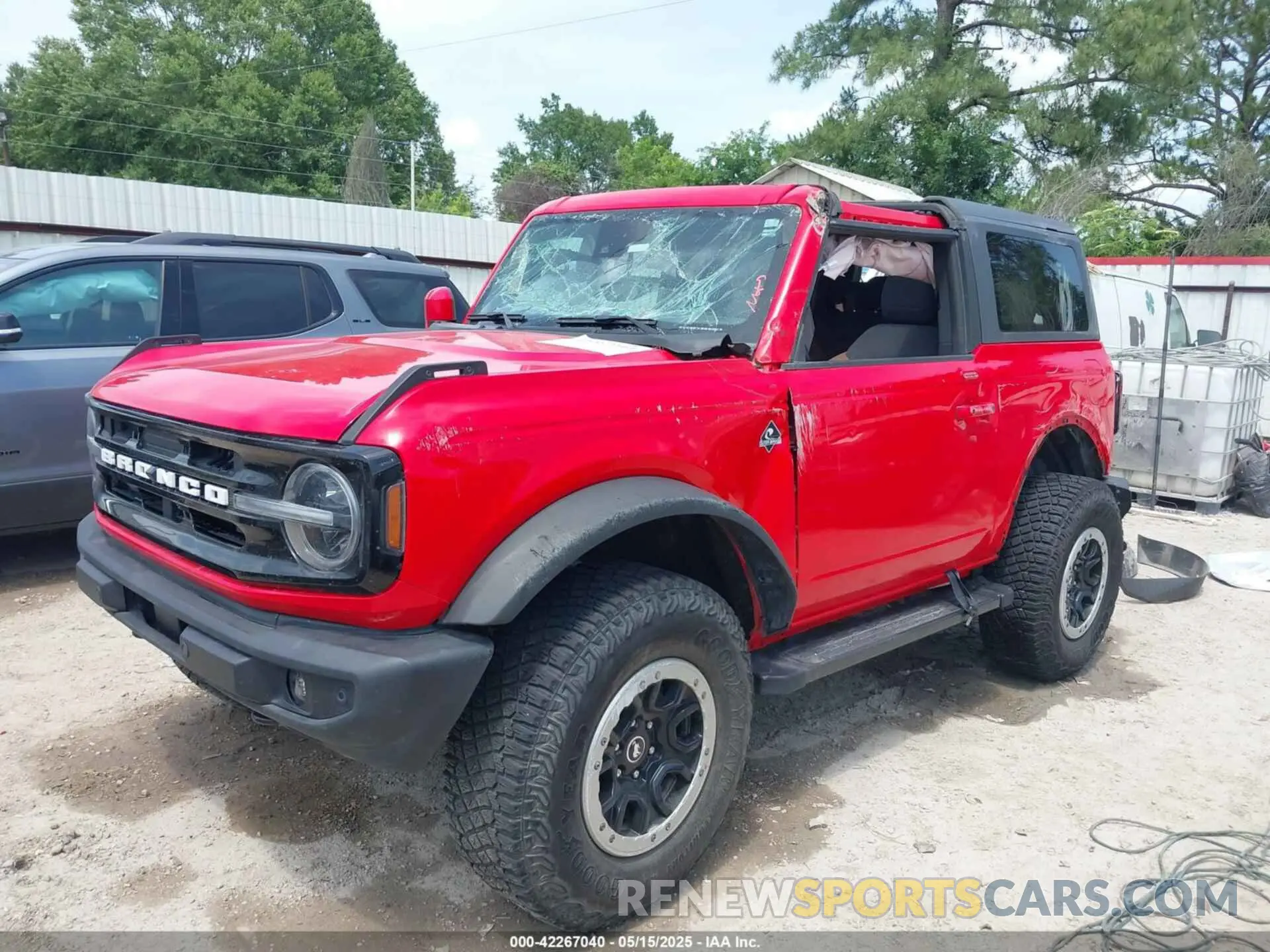6 Photograph of a damaged car 1FMDE5CP1NLB84231 FORD BRONCO 2022