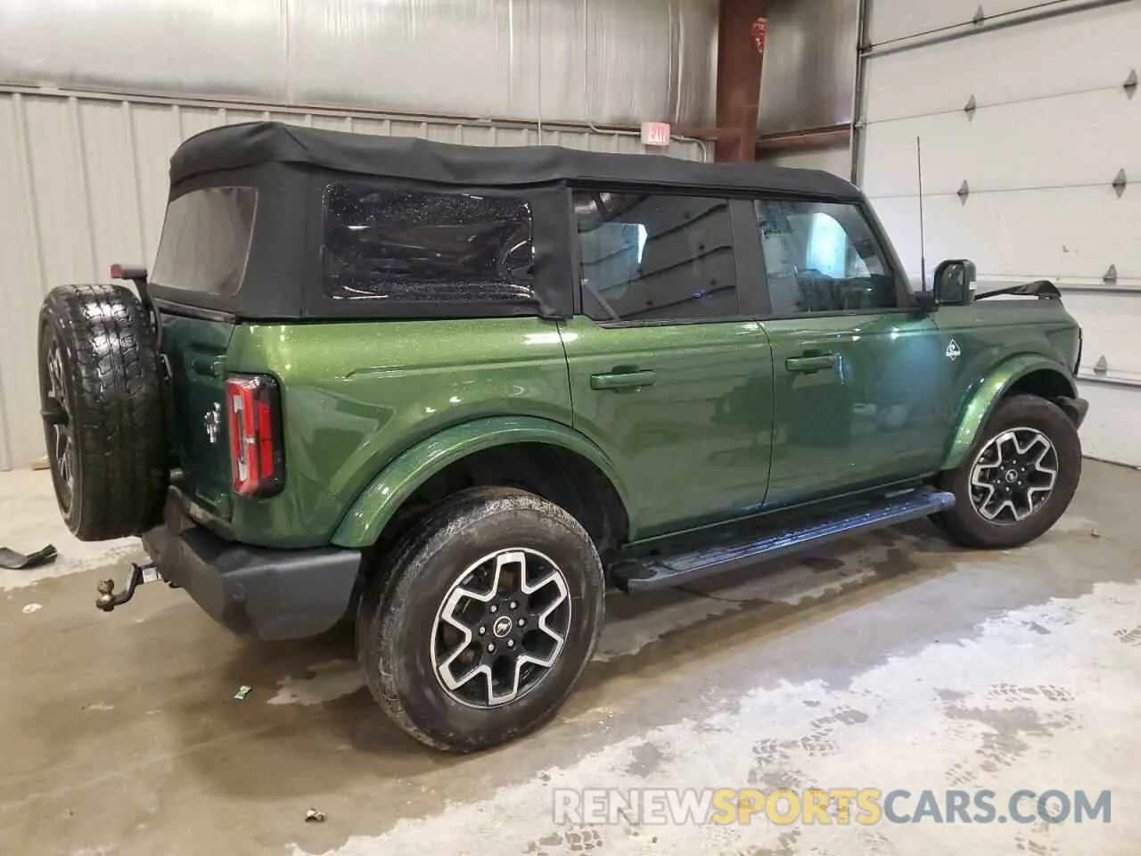 3 Photograph of a damaged car 1FMDE5DH1NLB59322 FORD BRONCO 2022