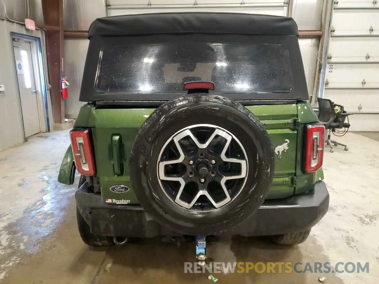 6 Photograph of a damaged car 1FMDE5DH1NLB59322 FORD BRONCO 2022