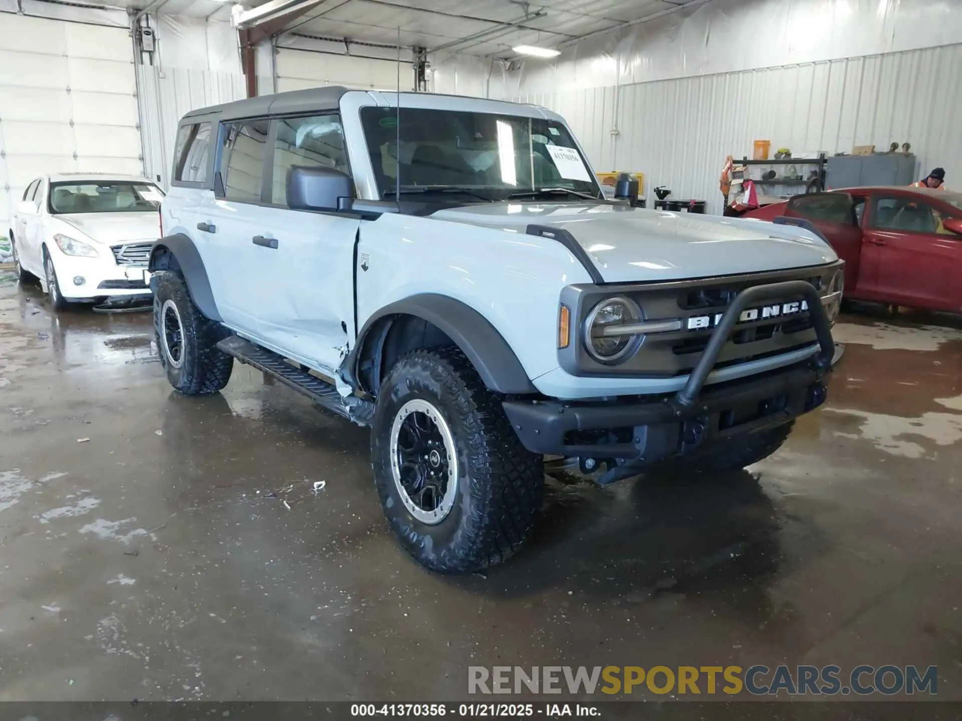 1 Photograph of a damaged car 1FMDE5DH1NLB65525 FORD BRONCO 2022