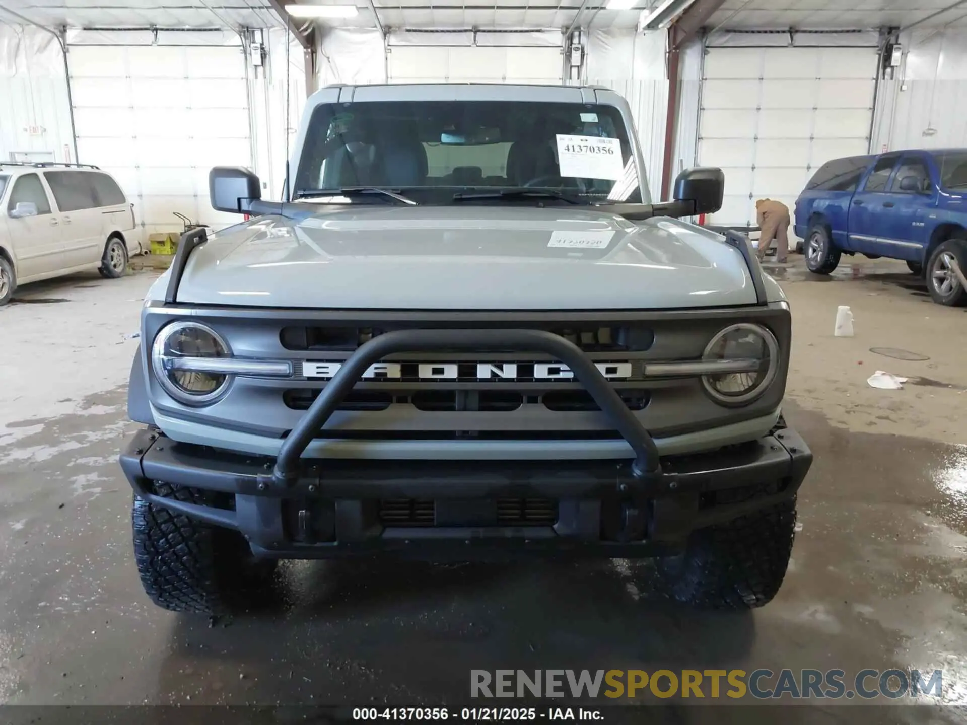 13 Photograph of a damaged car 1FMDE5DH1NLB65525 FORD BRONCO 2022