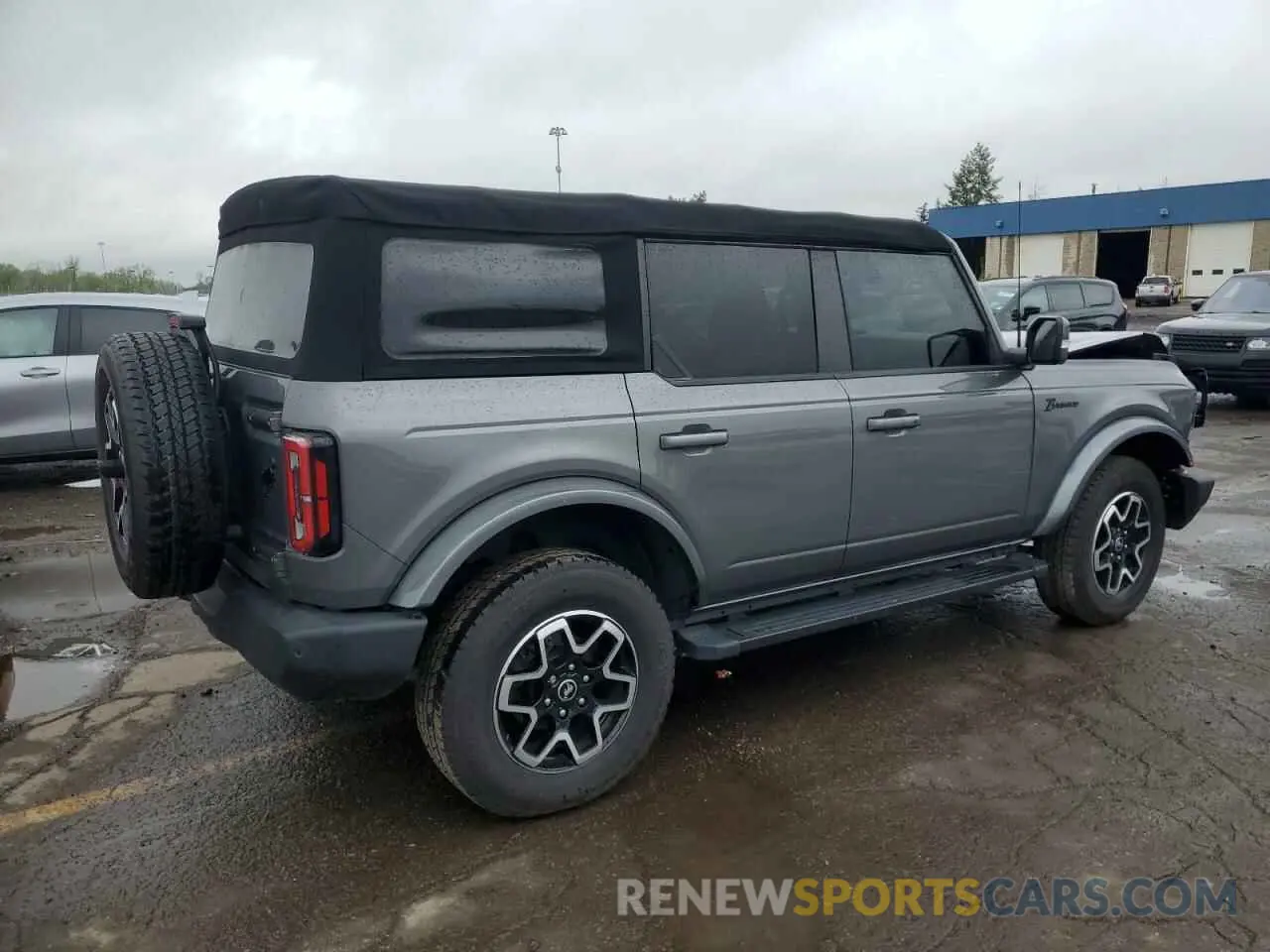 3 Photograph of a damaged car 1FMDE5DH3NLA98846 FORD BRONCO 2022