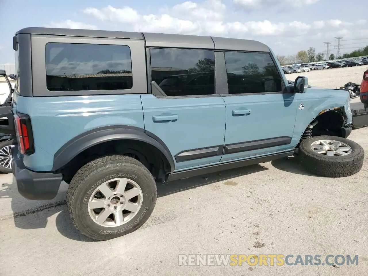 3 Photograph of a damaged car 1FMDE5DH3NLB05164 FORD BRONCO 2022