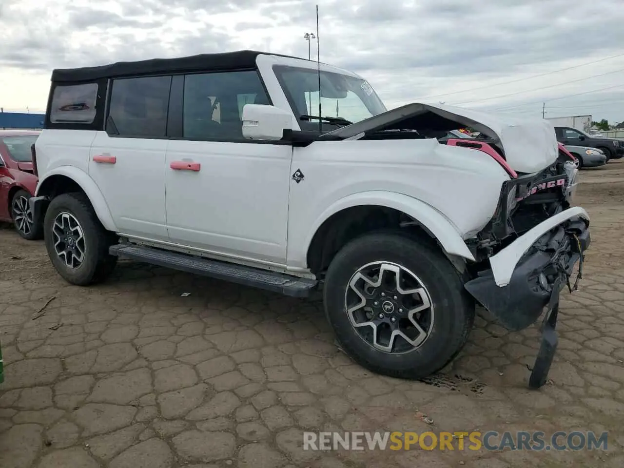 4 Photograph of a damaged car 1FMDE5DH5NLA94216 FORD BRONCO 2022