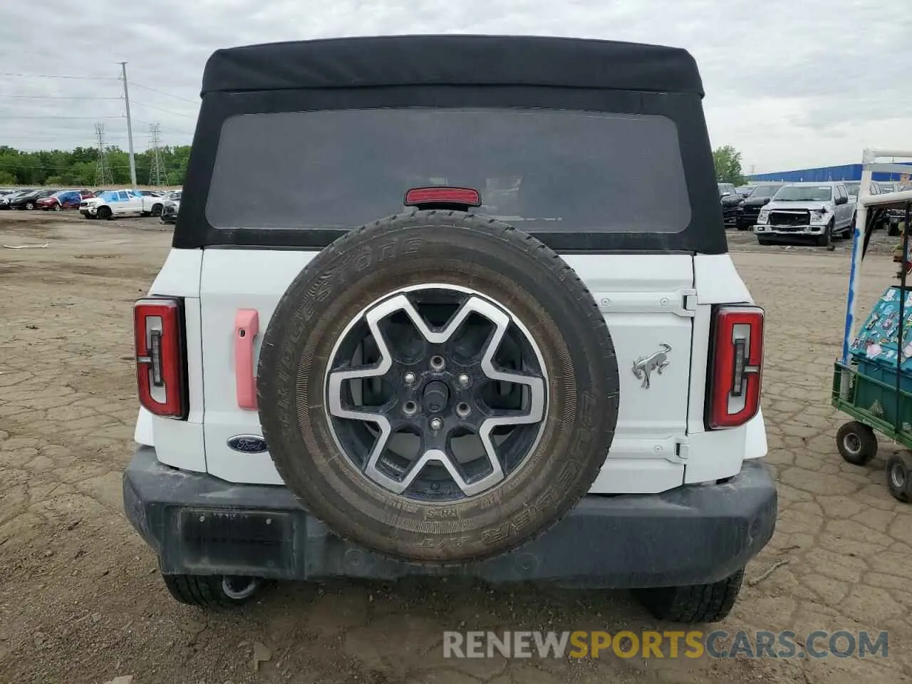 6 Photograph of a damaged car 1FMDE5DH5NLA94216 FORD BRONCO 2022