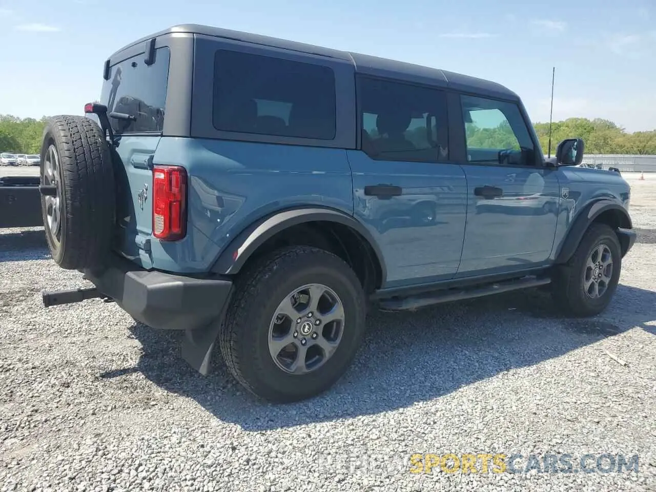 3 Photograph of a damaged car 1FMEE5BP4NLB62407 FORD BRONCO 2022
