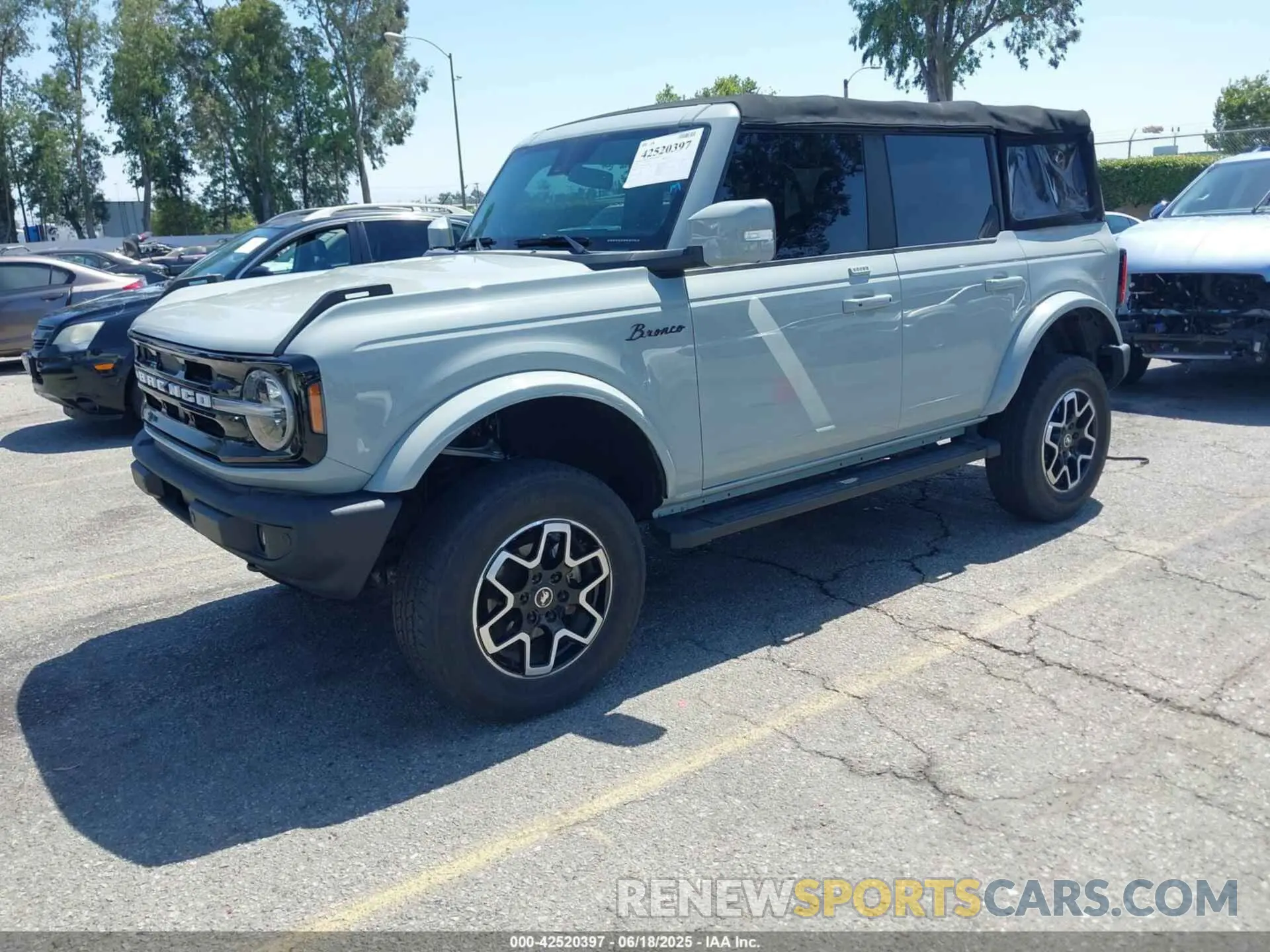 2 Photograph of a damaged car 1FMEE5BP8NLB91425 FORD BRONCO 2022