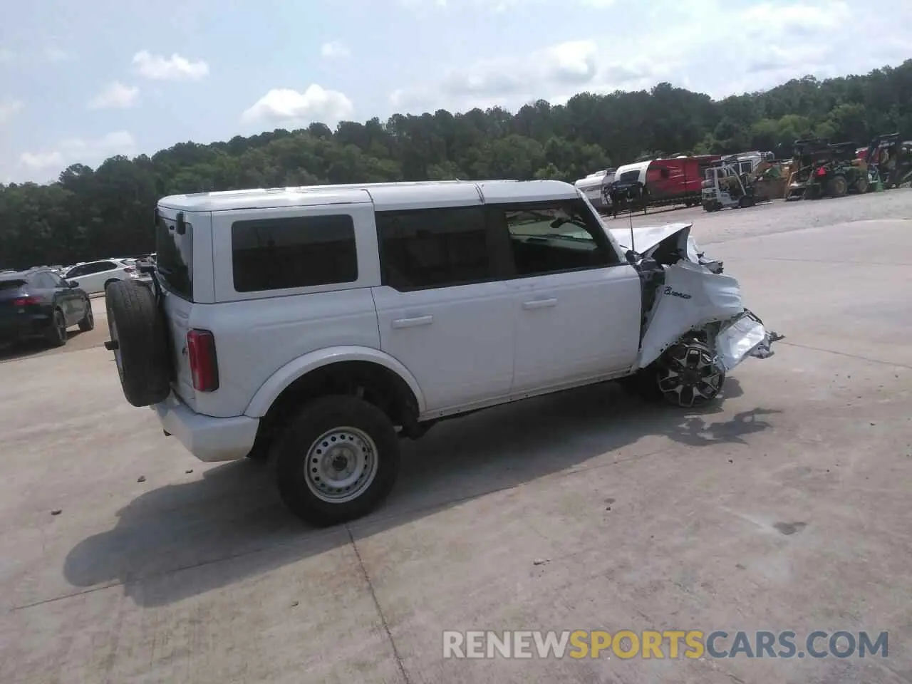 3 Photograph of a damaged car 1FMEE5BPXNLB59480 FORD BRONCO 2022