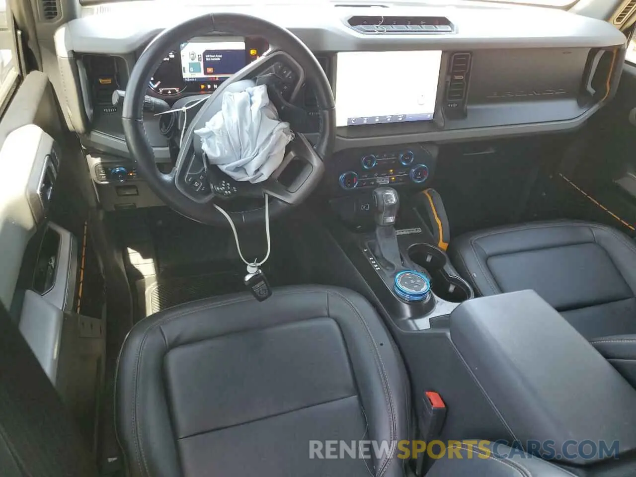 8 Photograph of a damaged car 1FMEE5DH1NLB90221 FORD BRONCO 2022